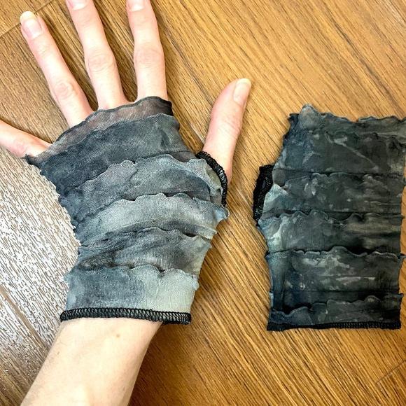 Hand Crafted Accessories - Mummy Bandage Fingerless Gloves Gray Ruffle Halloween Costume Black Zombie Goth